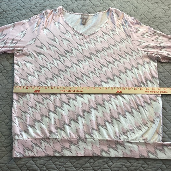 Chico's Pink/Grey and White Abstract Patterned Blouse Sz 3 - Picture 10 of 12